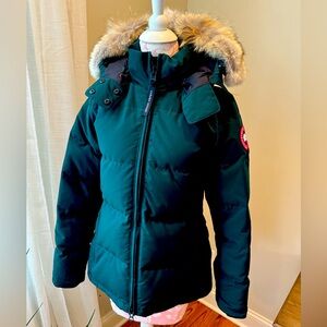 Canada Goose Chelsea Parka. Algonquin Green. Size Medium. NWT